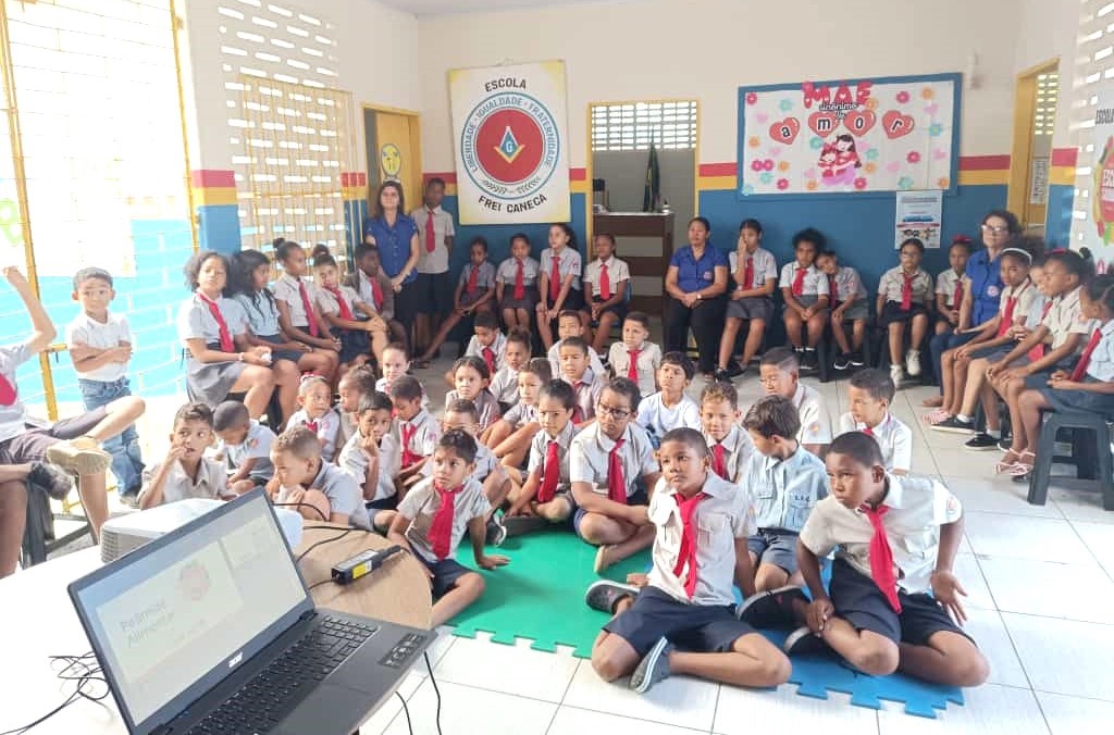 Escola Saudável: Alunos do Frei Caneca participam de palestra sobre Pirâmide Alimentar