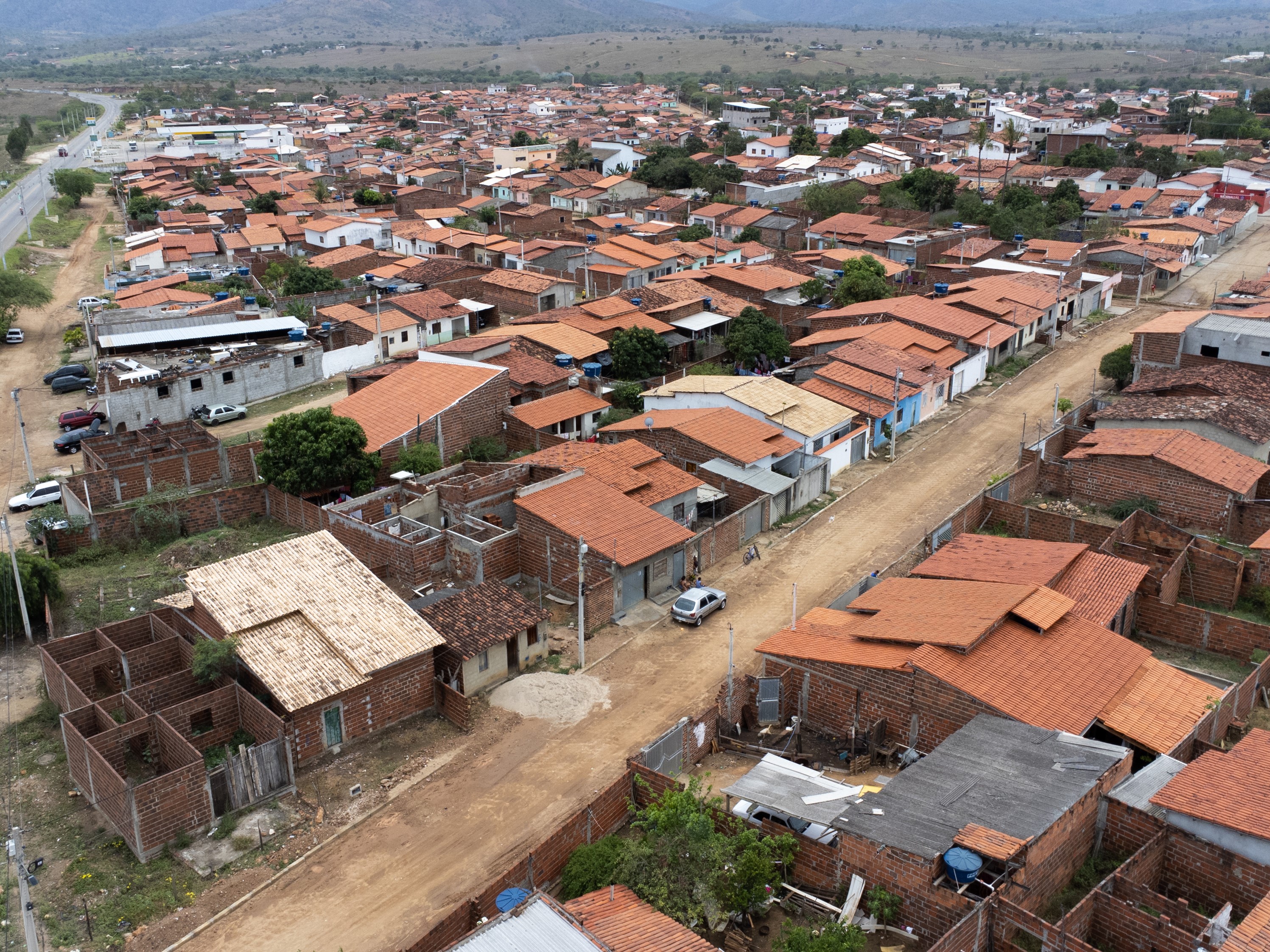 REURB: Prefeitura de Itambé inicia 2ª etapa da regularização de imóveis no Jardim Vitória