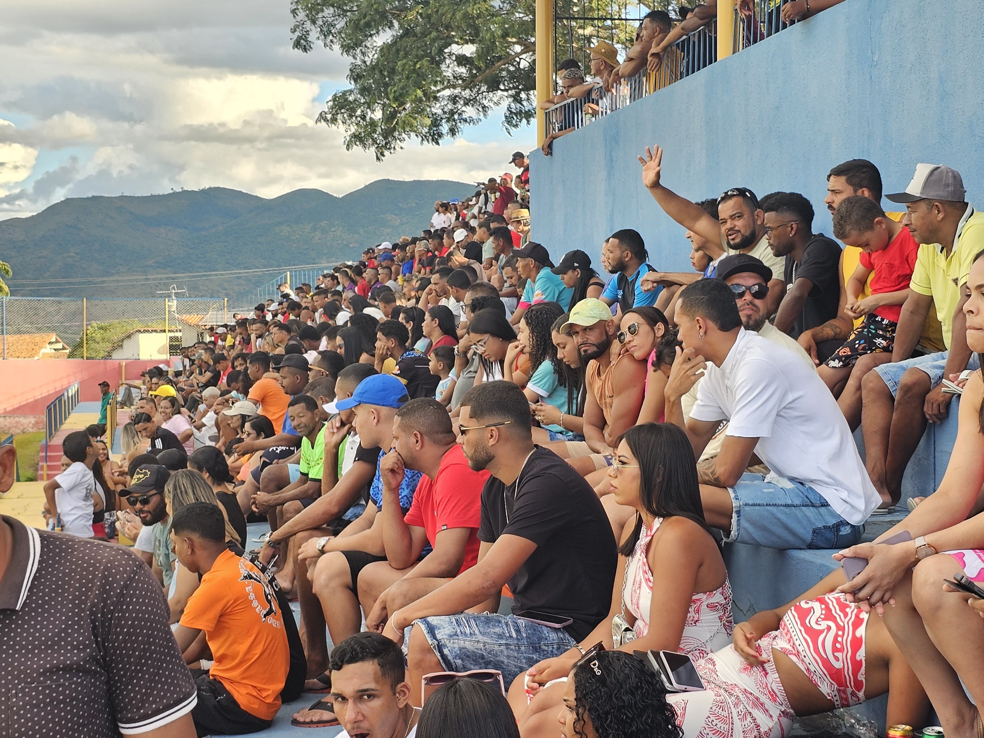 Abertura do Campeonato Municipal de Futebol 2025 agita o Osorão