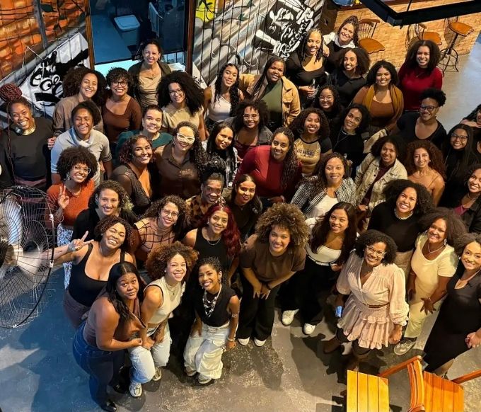 Iniciativa social criada por itambeense constrói rede de apoio para mulheres negras em São Paulo