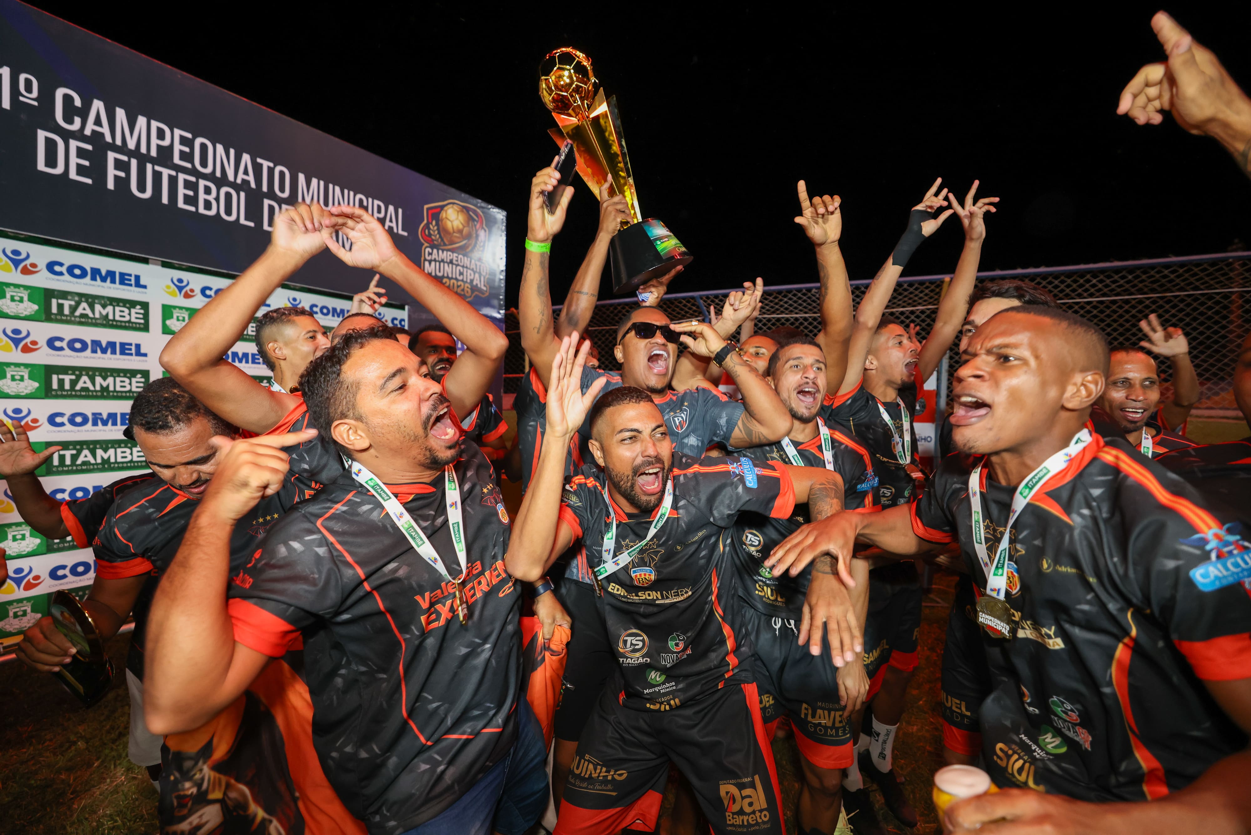 Valência conquista o pentacampeonato do Municipal de Futebol