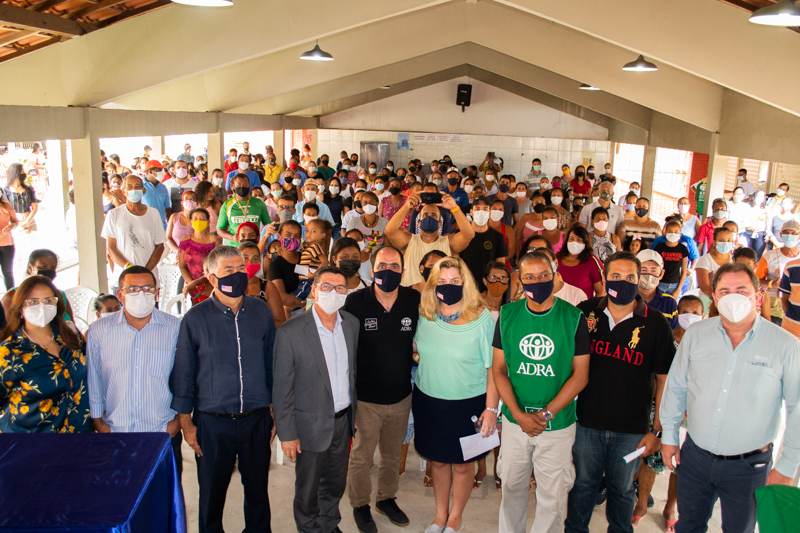EUA e ADRA distribuem doações a família atingidas pelas chuvas em Itambé