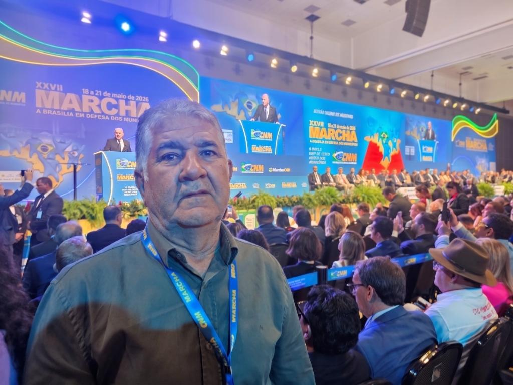 Prefeito Candinho participa da Marcha a Brasília em Defesa dos Municípios