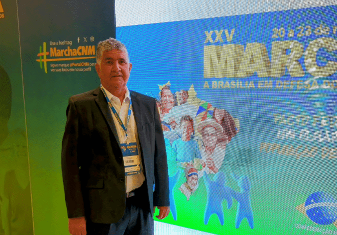 Candinho em Brasília na luta por Itambé: Prefeito participa da Marcha em Defesa dos Municípios